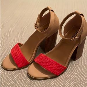 Never worn Torrid ankle strap Chunky heel